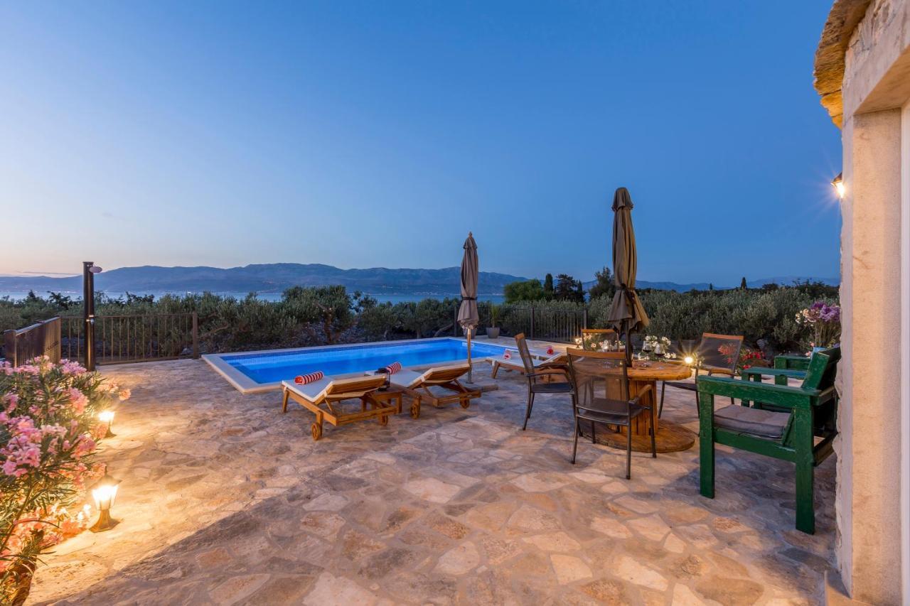 Island Getaway - Heritage House Mirce Exterior foto