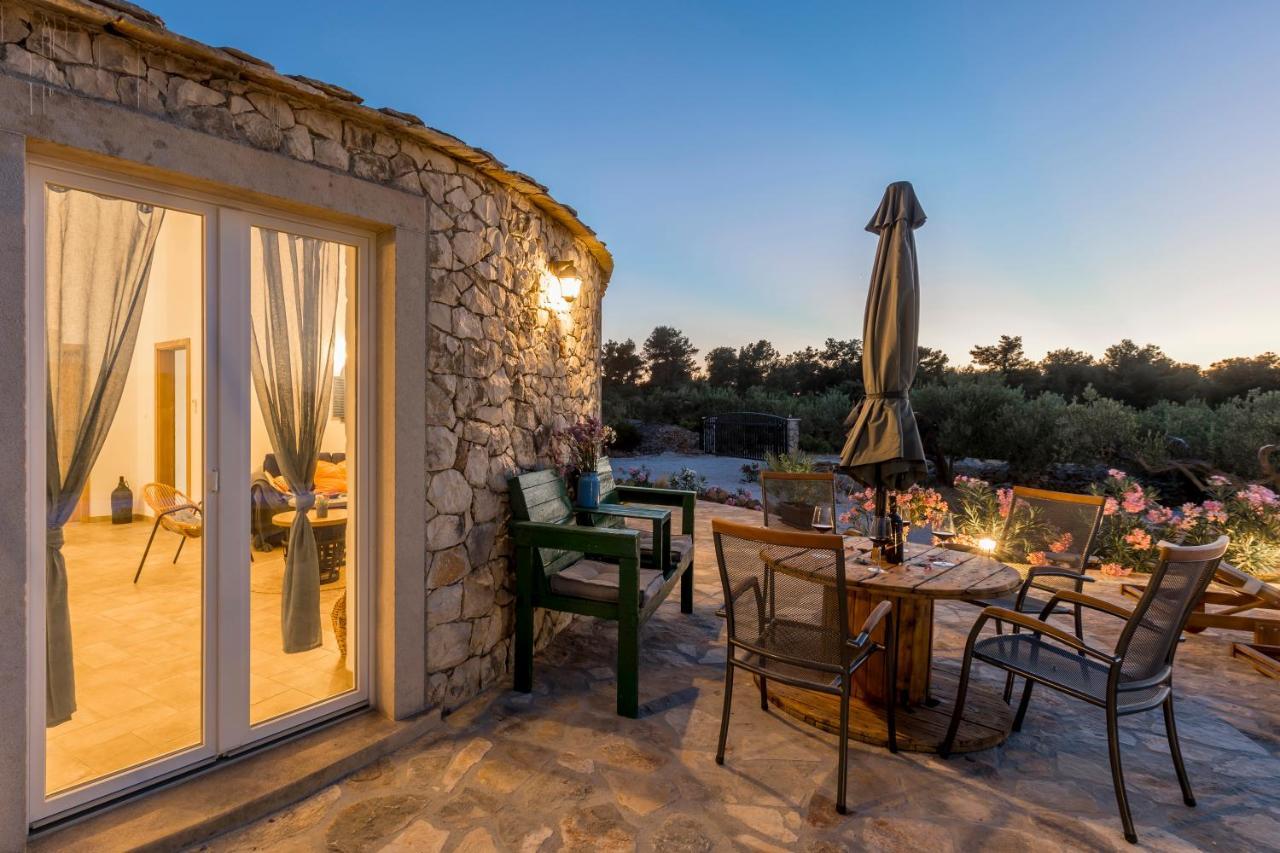 Island Getaway - Heritage House Mirce Exterior foto